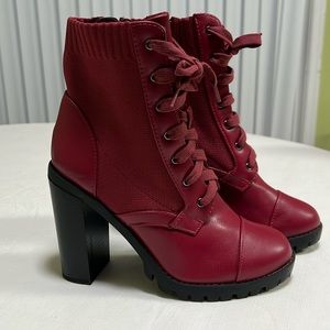 BCBGENERATION
Pilas Block Heel Oxford Booties Size 7